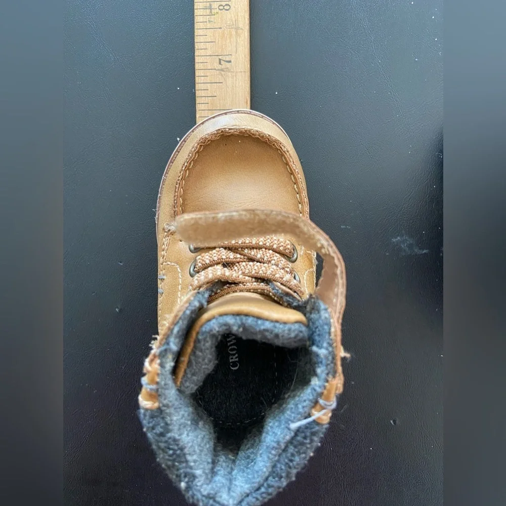 Crown Vintage Toddler Boots size 5